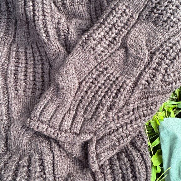 Chunky Black Fall Cardigan - Picture 3 of 3